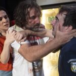O  «ΑΓΡΙΟΣ ΣΠΟΡΟΣ» σε σκηνοθεσία Σοφίας Καραγιάννη στο Θέατρο Μικρό Χορν