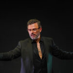 Είδαμε τον Αρχιτέκτονα στο Θέατρο 104 – Κριτική της Παράστασης