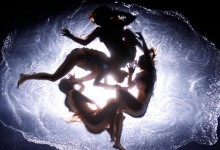 Fuerza Bruta Ήρθε η ώρα να γίνεις εσύ το θέαμα για τους χορευτές! fuerza-bruta